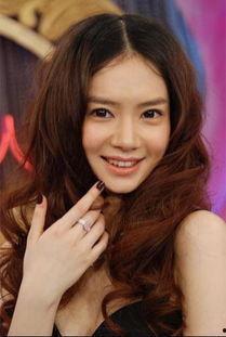 体验女明星网红是谁,她是如何成为网络红人的？