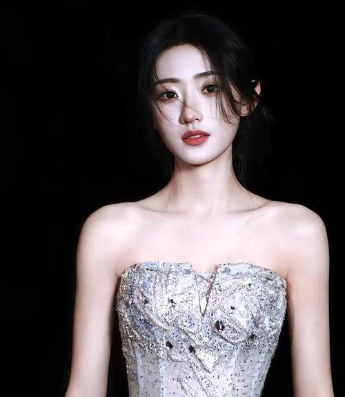 江苏的美女明星网红,美丽与才华并存的璀璨之星