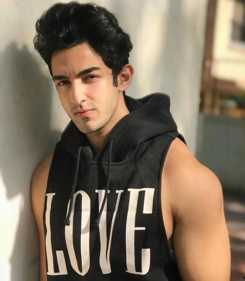 胖男士明星网红有哪些,盘点那些身材圆润却魅力不减的胖帅男星