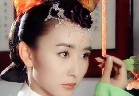 纹眉的明星网红有哪些,揭秘流行眉型背后的秘密