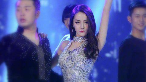 明星网红跳毽子舞视频,活力四射的健身新风尚