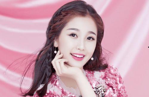 明星网红王柯简介视频,网红明星的璀璨人生