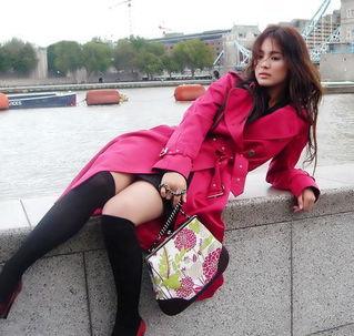 明星网红美女同款拖鞋,时尚潮流必备单品