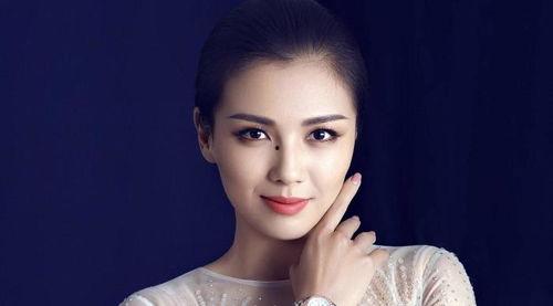 符合的审美的明星网红,揭秘当红明星网红的独特审美魅力