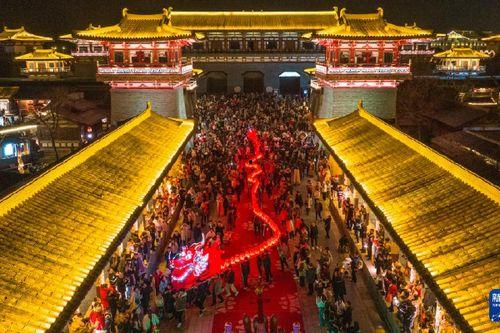 今日吃瓜朝阳热心群众,揭秘娱乐圈最新热点