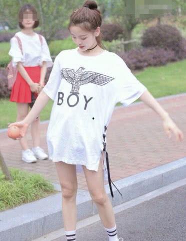 明星网红穿的t恤,明星网红T恤穿搭揭秘