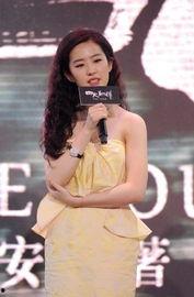 戴卡西欧的明星网红,明星网红的时尚宠儿，潮流风向标