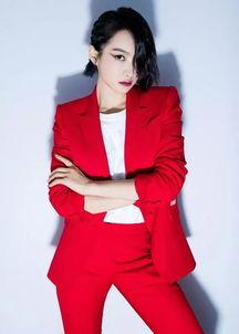 明星网红西服品牌推荐女,为女生打造时尚职场风采