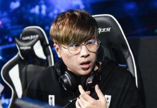 玩英雄联盟的明星网红,英雄联盟战场上的璀璨星辰