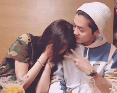 明星网红谈恋爱观,甜蜜互动背后的情感哲学