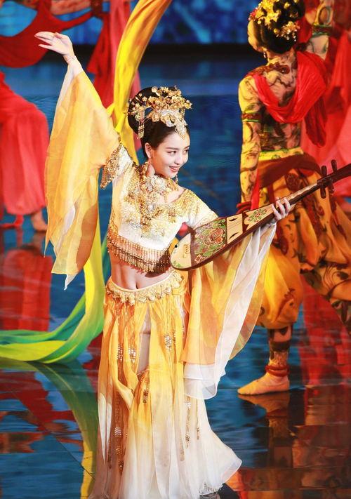 满族明星网红舞蹈古风版,满族明星网红演绎古风舞蹈魅力