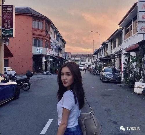 明星网红素人微博,真实生活与网络形象的碰撞”