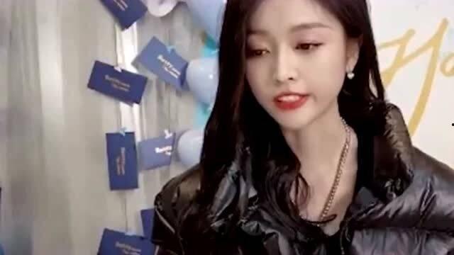 近期直播明星网红是谁,揭秘近期爆火的网红明星