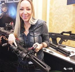 明星网红枪加特林,揭秘明星网红枪加特林的火爆魅力