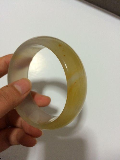 明星网红同款玉髓手镯,时尚潮流新宠