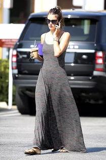 明星网红长裙图片女生穿