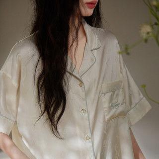 明星网红冰丝睡衣照片,明星网红时尚穿搭揭秘