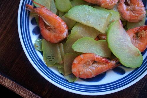 漳州今日鲜瓜价格,市民抢购热潮涌动”