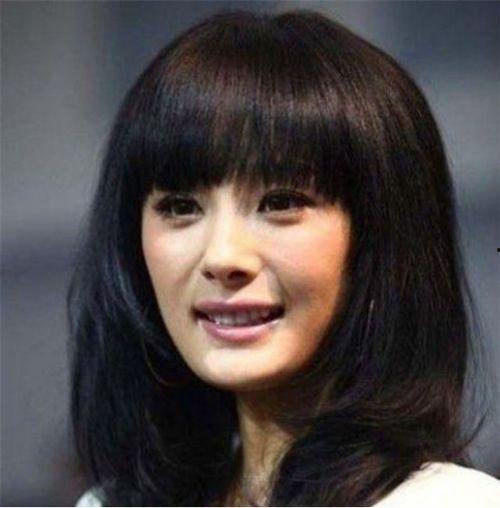 明星网红款发型图片女,明星同款，引领时尚潮流新风向