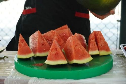 今日西安吃瓜最新消息,揭秘网红美食背后的故事