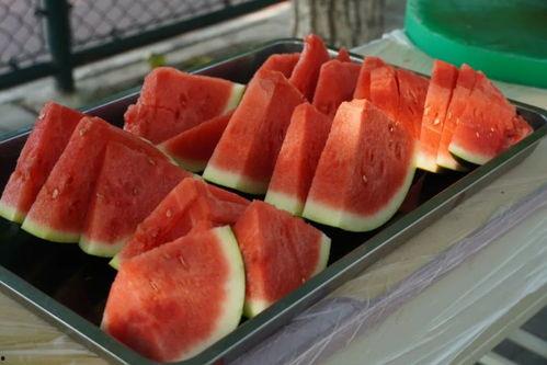 今日西安吃瓜最新消息,揭秘网红美食背后的故事