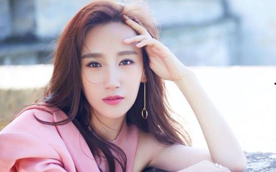 如何认识明星网红的女生,魅力与影响力的双重解读